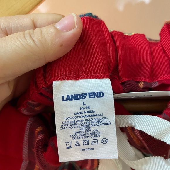 Lands End Pyjama Set. Size- L (Fit XL) - Picture 11 of 12